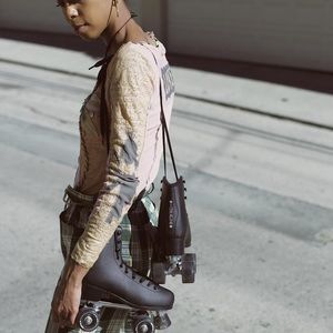 Impala skate black size 6